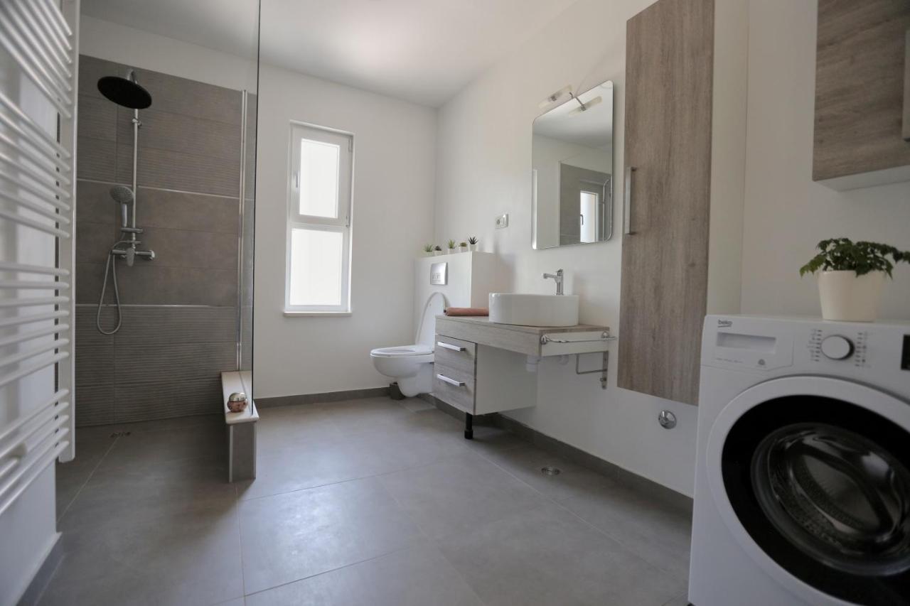 Apartment Tugare Esterno foto